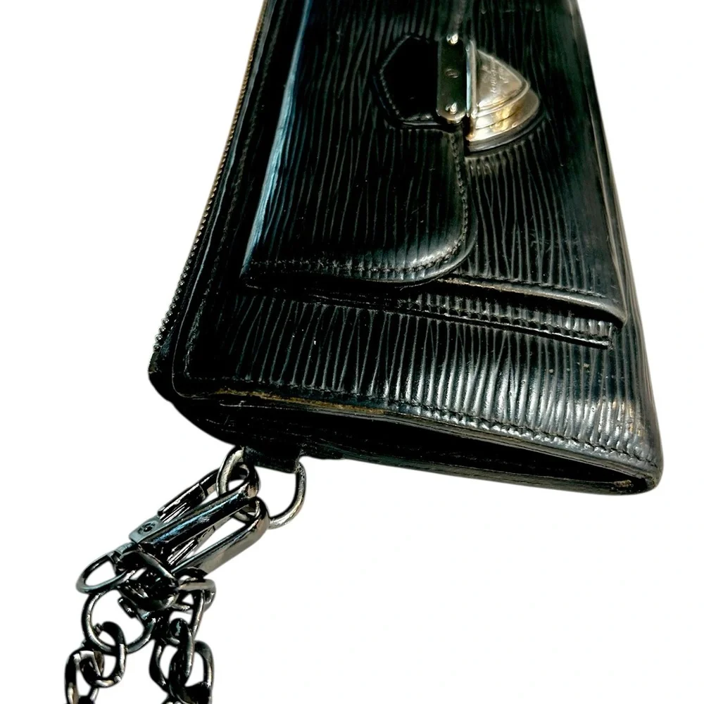 Louis Vuitton Black Epi Buckle front zipper wallet on crossbody chain with COA - Picture 11 of 17